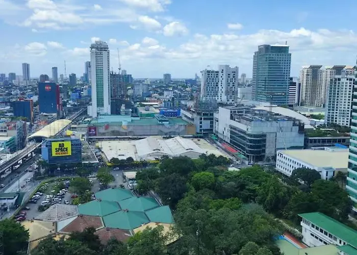 Kael - Araneta Center View Apartment